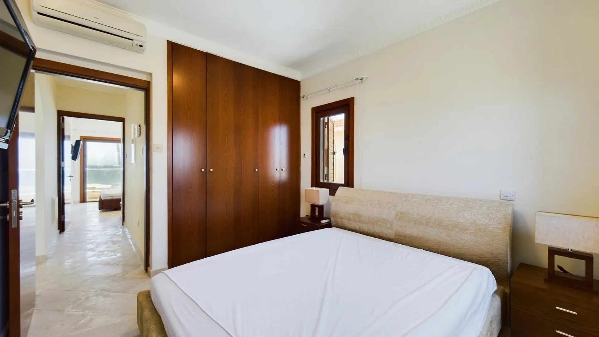 Fabulous Beach Front House With Pool Larnaca Cyprus